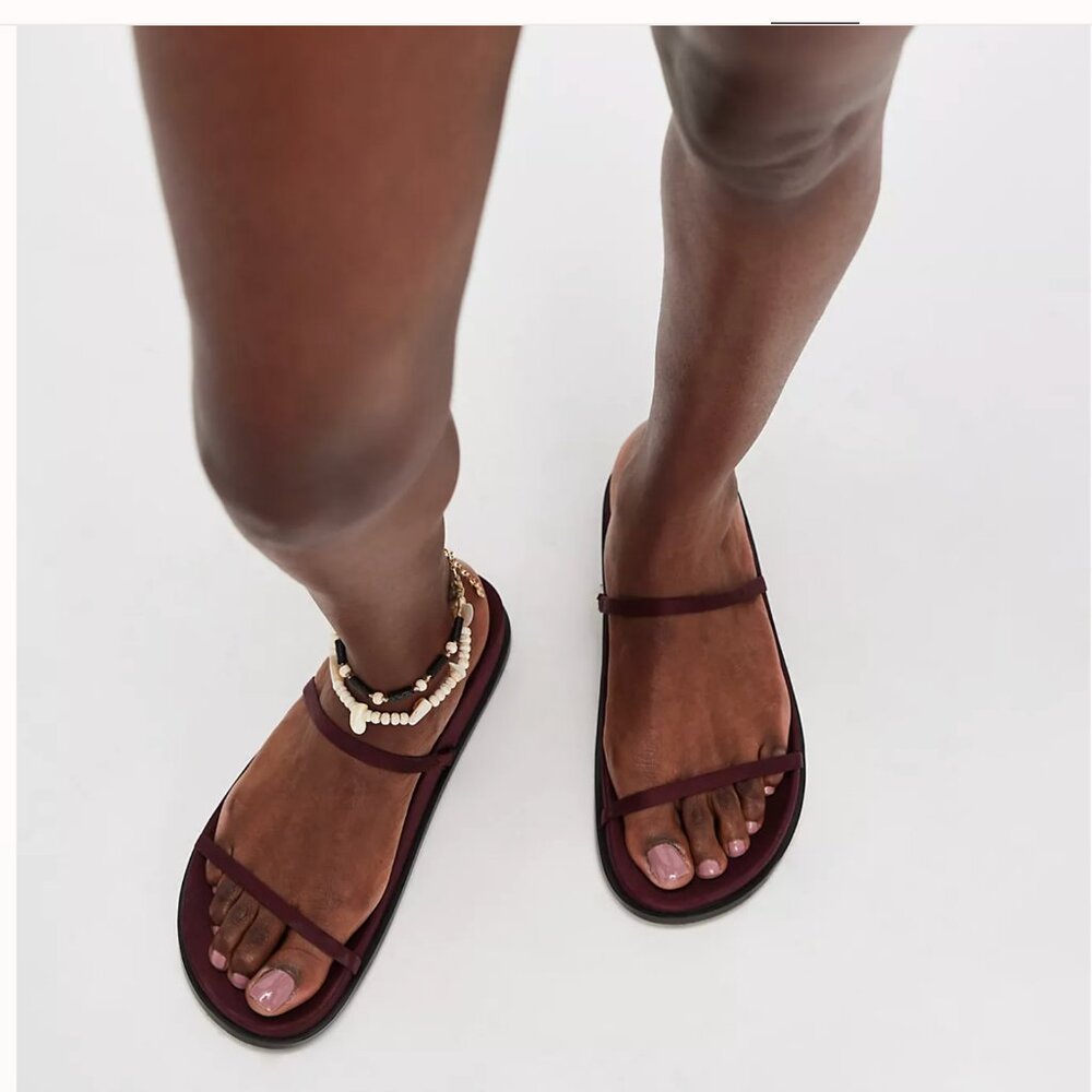 Jeffrey Campbell Milo Sandal Wine Satin sz 10